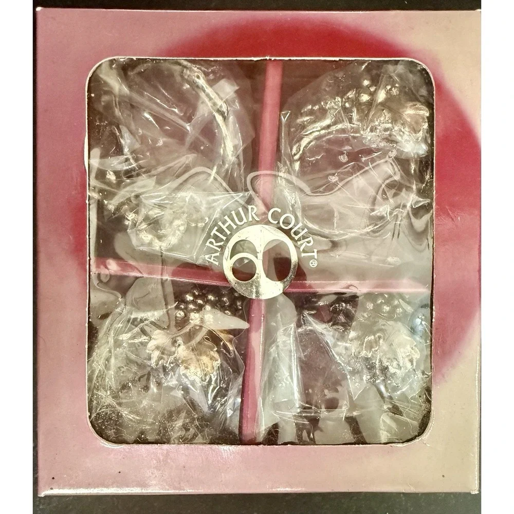 Arthur Court Set of 4 Napkin Rings Pattern Grape with Ivy # 09-0134 NEW